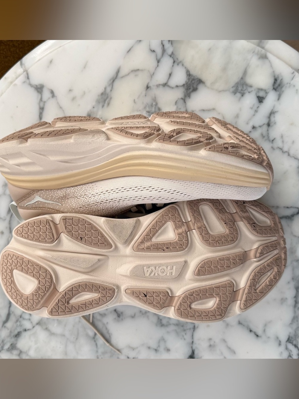 Hoka Women's Bondi 8 - Picture 9 of 9